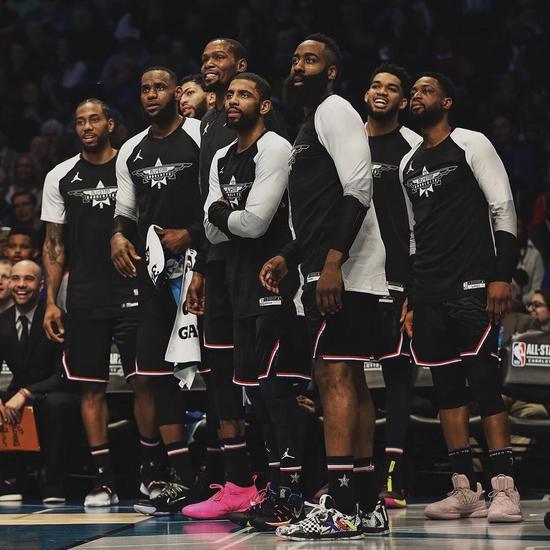 TA：森林对穆里略&安德森要价都非常高；麦卡蒂可能被外租（TA：森林对穆里略与安德森标价不菲，麦卡蒂或将外租）