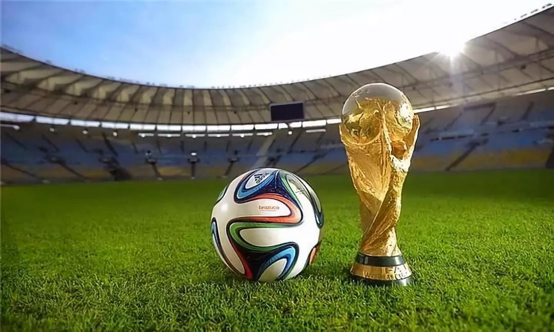 罗马诺：米兰之前就关注过帕尼切利，但白学堡1月不会卖（罗马诺：米兰早已关注帕尼切利，白学堡冬窗拒售）