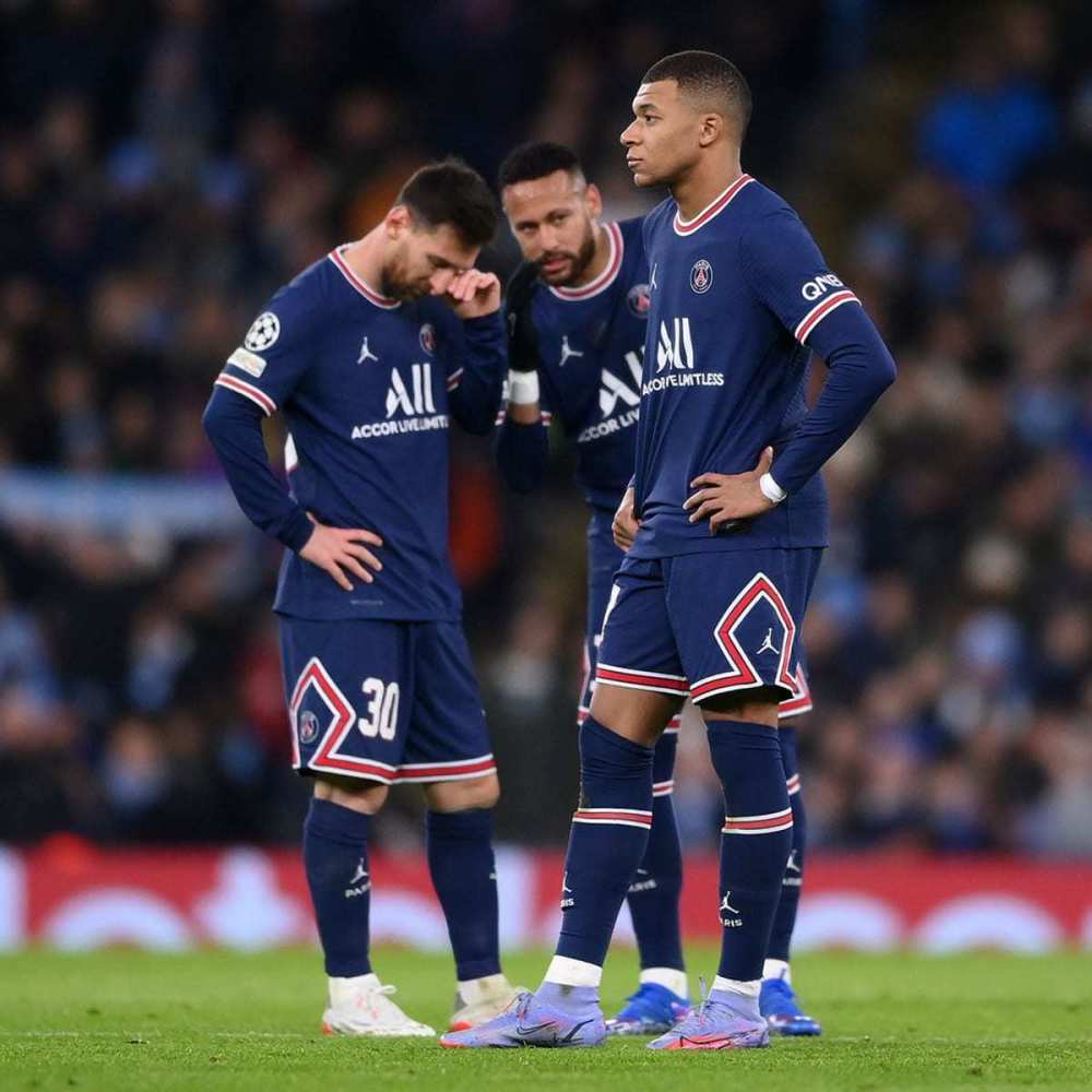 本菲卡2-0那不勒斯，里奥斯传射，巴雷罗破门（本菲卡2-0击败那不勒斯 里奥斯传射巴雷罗建功）