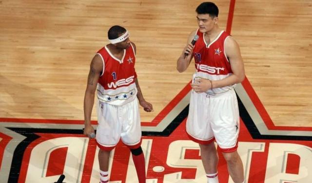 曼联新帝星已定申请转会，一周双赛却无缘出场！阿莫林解释不用原因（曼联新星已递交转会申请，双赛周仍未登场，阿莫林解释弃用原因）