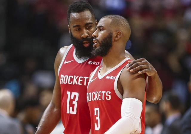 莱比锡快速反击震撼对手防线（莱比锡闪电反击撕裂对手防线）