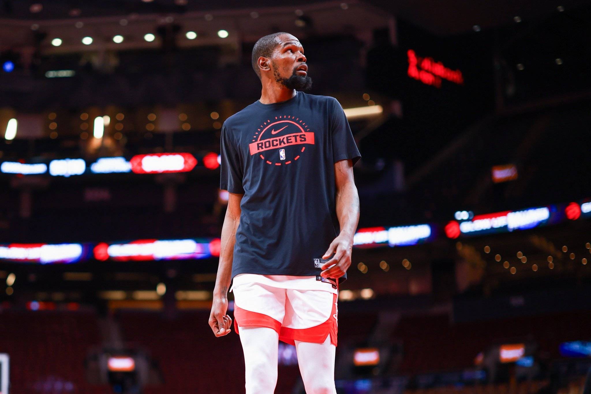 世界杯再添超级黑马晋级（世界杯再现超级黑马突围晋级）