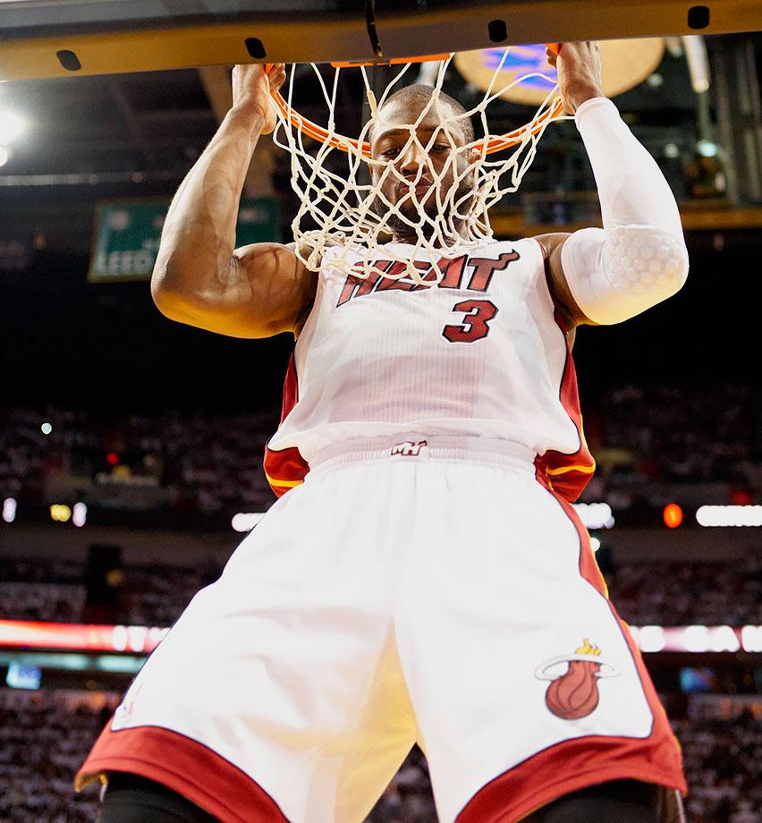 足球曝足坛巨星可能无缘世界杯，伤病加重（曝足坛巨星伤情恶化，或将无缘世界杯）