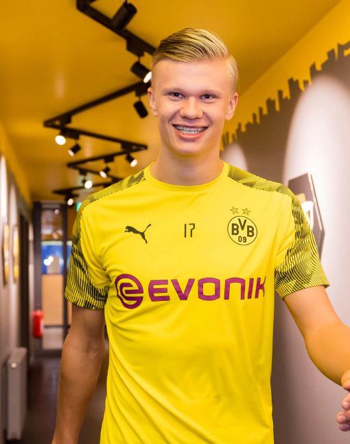 上港多名外援已提前离开俱乐部，无缘本轮踢柔佛，两人网传去申花