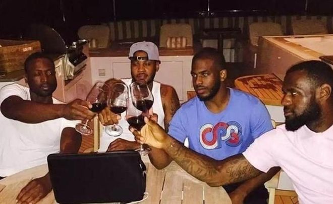 欧洲区世预赛I组大结局：挪威全胜出线，意大利将参加附加赛（欧洲世预赛I组落幕：挪威全胜晋级，意大利赴附加赛）