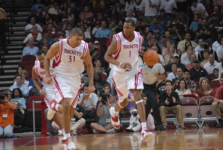 亚冠二级战报：塞鸟建功、柏杨送点染红，国安1-2麦克阿瑟（亚冠速报：塞鸟破门，柏杨送点染红，国安1-2不敌麦克阿瑟）