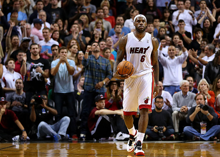 杜兰特中距离投篮稳定输出（杜兰特中距离投篮稳定高效）