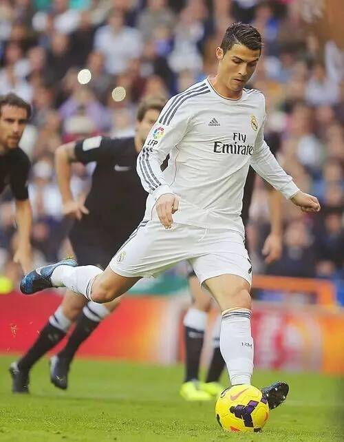 河南队祝贺重庆铜梁龙冲超：中超赛场将因你们的到来更加精彩